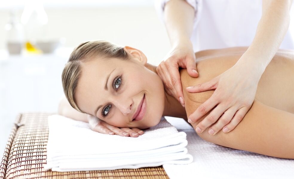 masaža za torakalnu osteohondrozu